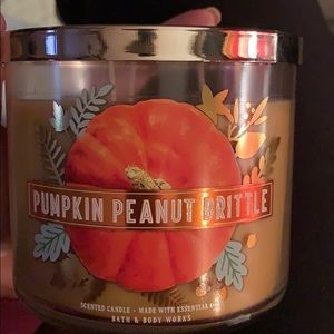 Bath & Body Works Other - Bath & Body Works Pumpkin Peanut Brittle Candle Bath & Body Works Other - Bath & Body Works Pumpkin Peanut Brittle Candle